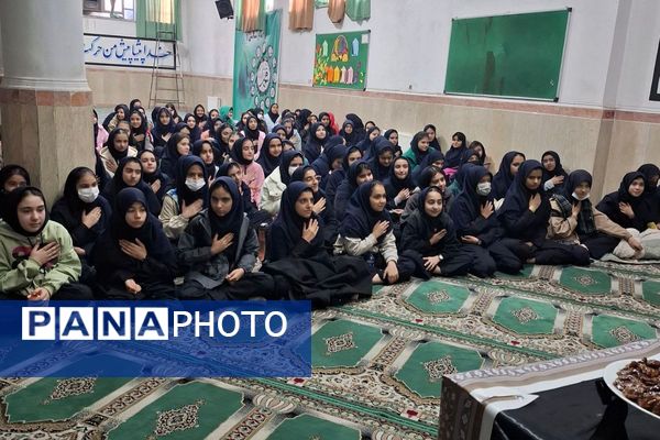 در سوگ مادرِ وفا