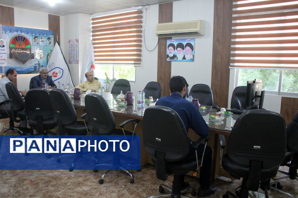 جلسه دبیرخانه استانی بیست و پنجمین جشنواره پرسش مهر ریاست جمهوری در بوشهر