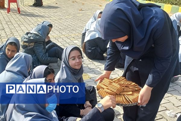 مانور زلزله در دبیرستان شاهد شهید حمامی ناحیه۶ مشهد