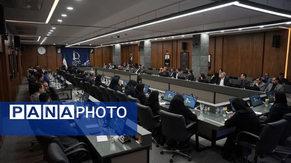 نشست نخبگانی دانشجویان با وزیرعلوم در مشهد