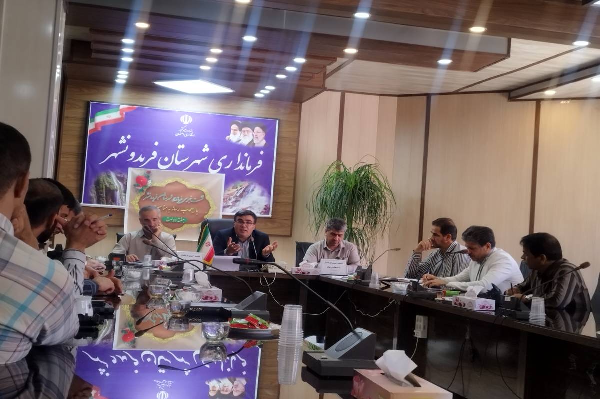 استفاده از ظرفیت گردشگری شهرستان باعث اشتغال جوانان میشود
