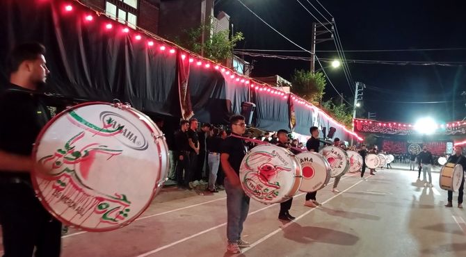  «شاه حسین گویان» آئینی از عزاداری و همبستگی در شهر بن