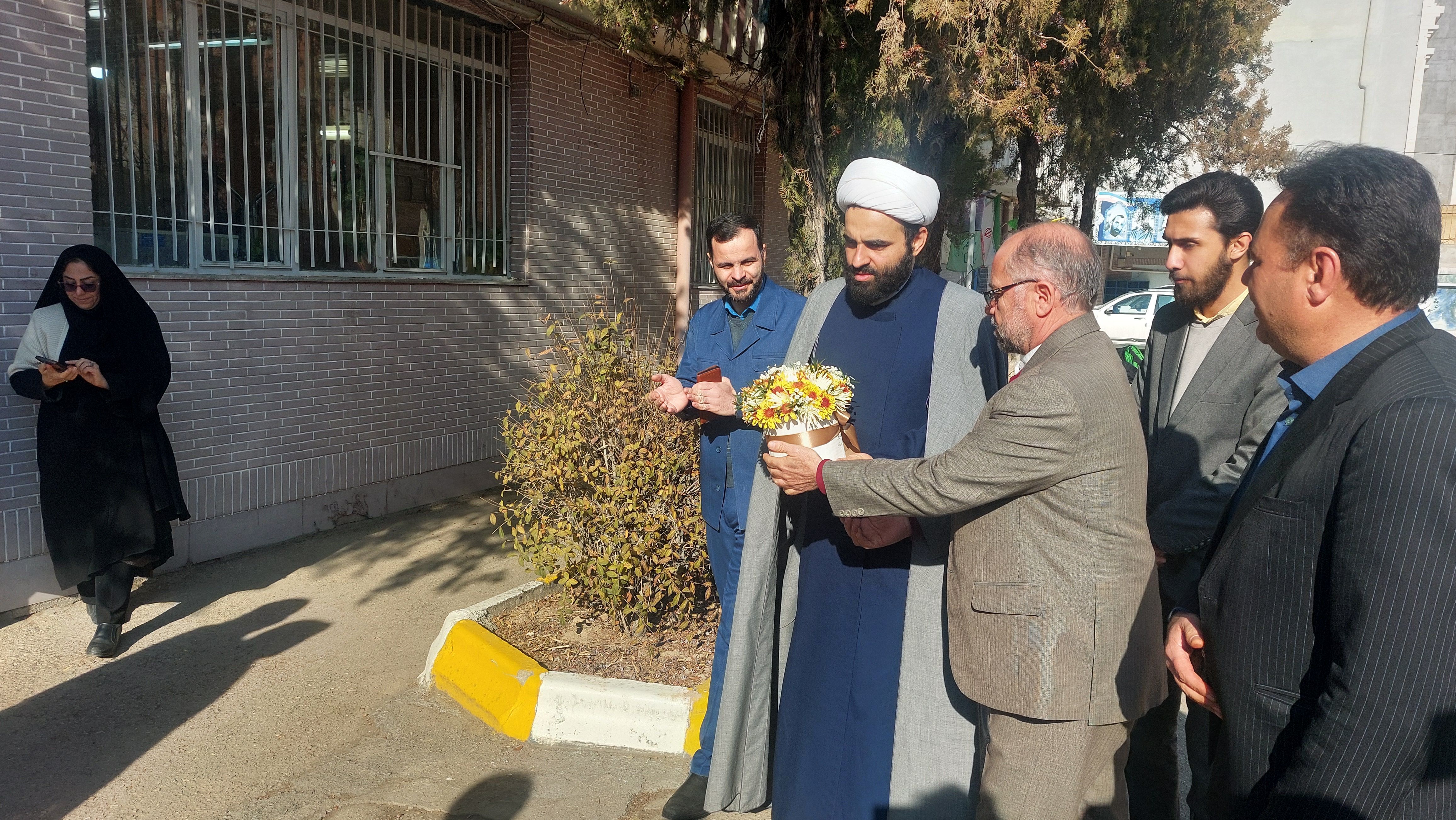 افتتاحیه زمین چمن  شهید حمیدی زاده در کانون شهید باهنر بجنورد 