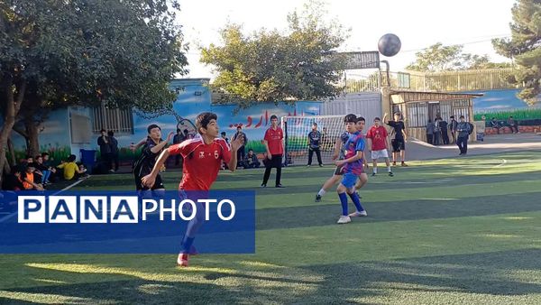 انتخابات انجمن ورزشی و المپیاد دانش‌آموزی دبیرستان اندیشه شاهد 