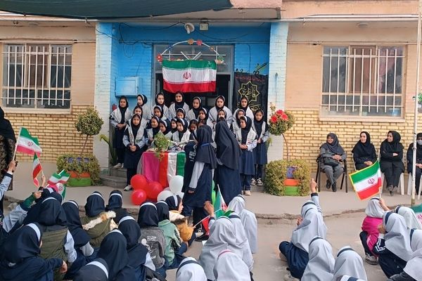 گرامیداشت یوم الله ۱۳ آبان وروز دانش آموز