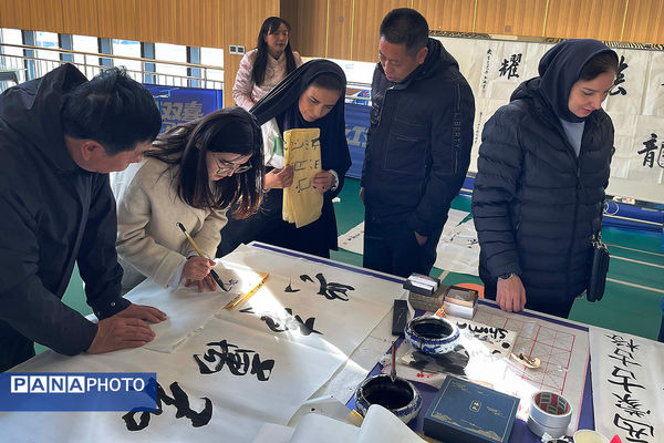 بازدید دانش‌آموزان والیبالیست زیر ۱۵ سال ایران از مدرسه شانگژو در روز چهارم مسابقات