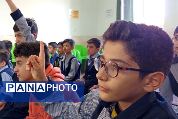 مدرسه مهرآفرین، کانون آغازین هفته ملی بهداشت دهان و دندان در شهرستان لردگان