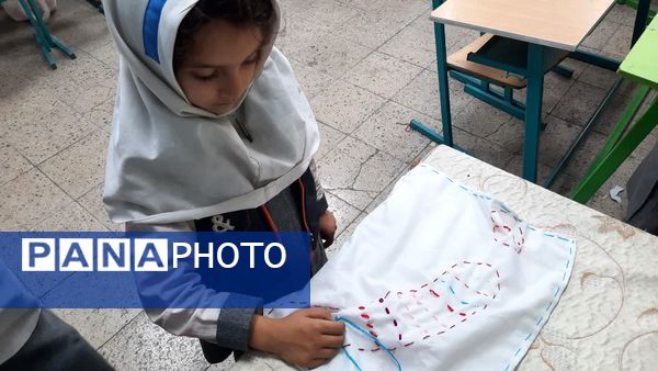 وقتی معلم، خیاط می‌شود