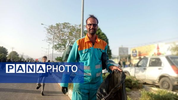 فداکاری در سکوت: رفتگر اربعین، قهرمان گمنام جمع‌آوری زباله در کاشمر