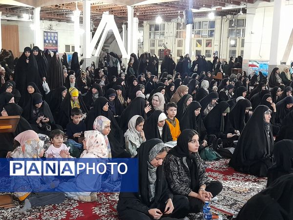 بزرگداشت سردار سرلشکر شهید حاج حسین همدانی و شهدای والامقام مدافع حرم در همدان