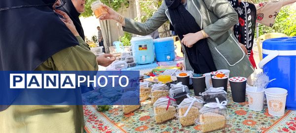 برگزاری بازارچه در پیش دبستانی شور و نشاط آشخانه 