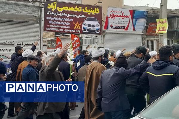 حماسه ۹ دی زنده است؛ ورامینی‌ها بار دیگر با ولایت، پیمان بستند