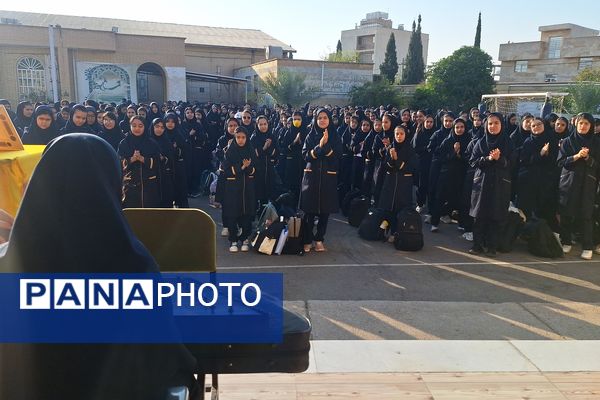 مراسم بزرگداشت حافظ در آموزشگاه پویش ناحیه ۳ شیراز 