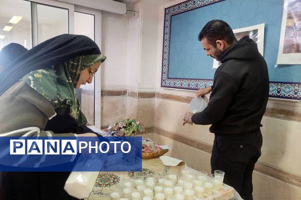 تقدیر از دانش‌آموزان برتر دبستان جعفریه و دبیرستان نمونه سمیه پیشوا