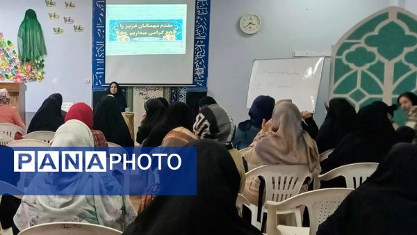 کارگاه آگاهی‌بخشی و پیشگیری از اعتیاد در دبستان لطیفه و دبیرستان فرهنگیان