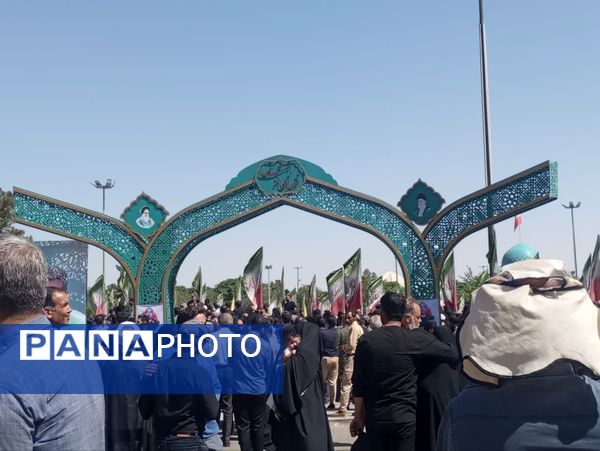 تشییع باشکوه پیکر شهدای مبارزه با اسرائیل در کاشان