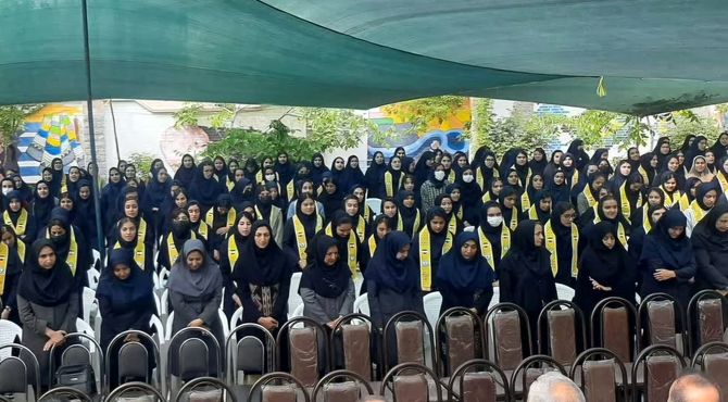 جشن روز معلم در دبیرستان نمونه پژوهش شهرکرد