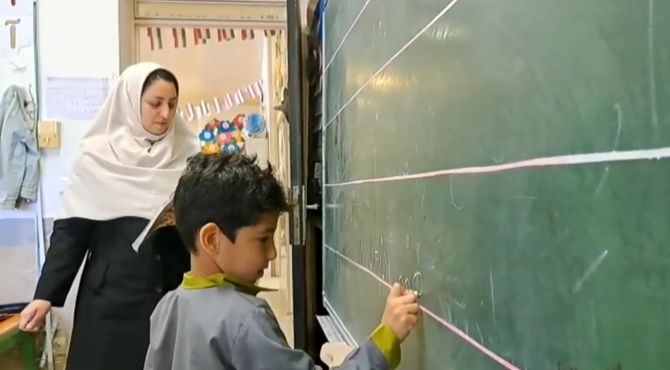 یک روز با کلاس اولی‌های دبستان شهید اسماعیلی گلوگاه 