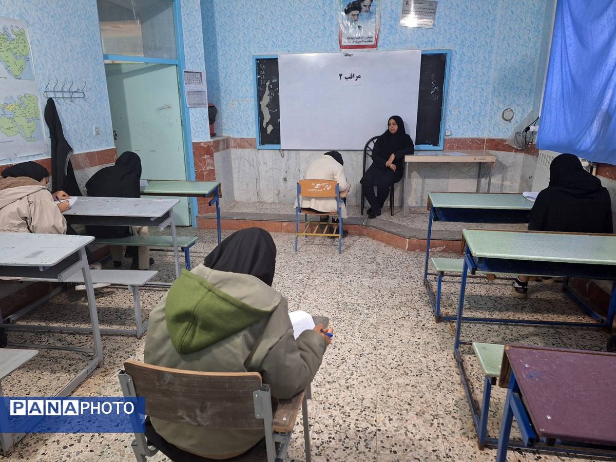 امتحانات نوبت اول در مدرسه برادران رحمانی خلیل آباد