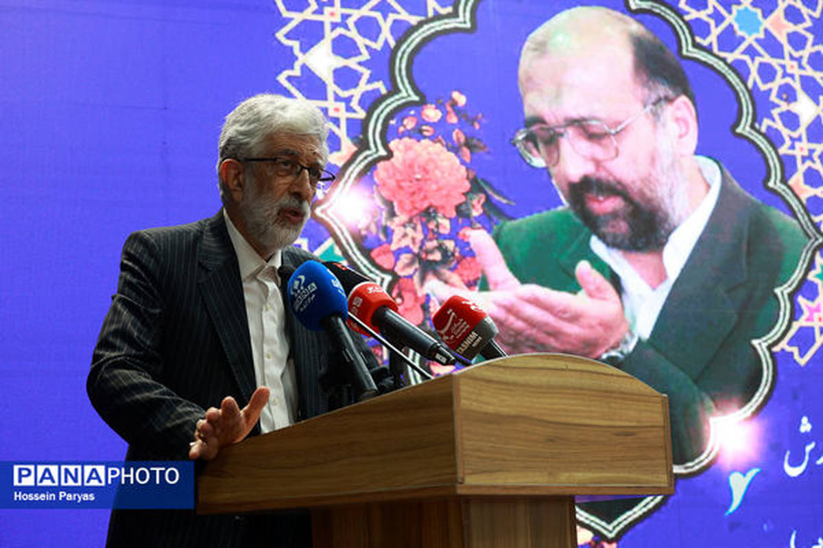 مرحوم فرشیدی، الگویی تمام عیار برای تربیت اسلامی و انقلابی بود