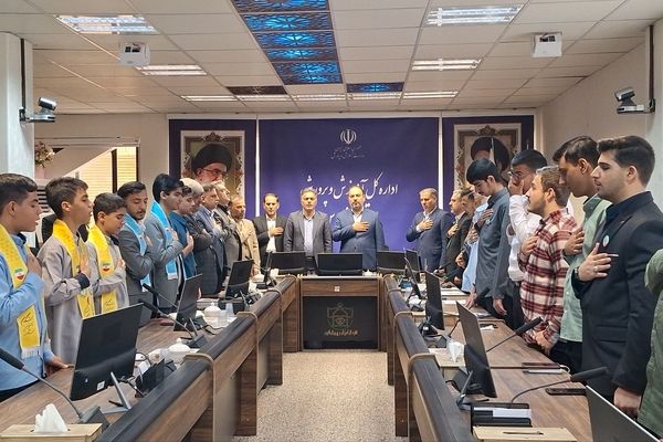 جلسه هم‌اندیشی تشکل‌های دانش‌آموزی استان فارس 