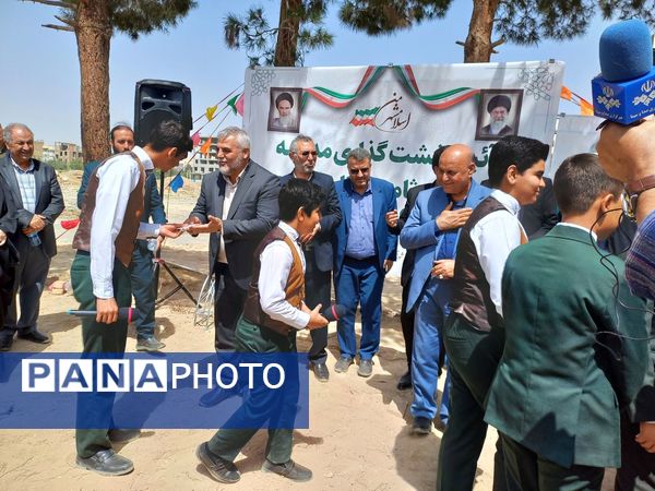 آیین خشت گذاری مدرسه ثامن الحج شهرستان اسلامشهر 