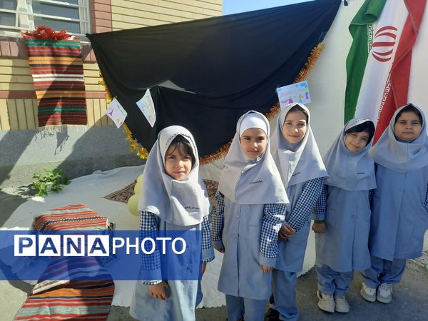دانش‌آموزان دبستان نیک‌اندیشان چناران با جشن فرهنگ روستا و عشایر، اصالت ایرانی را زنده کردند