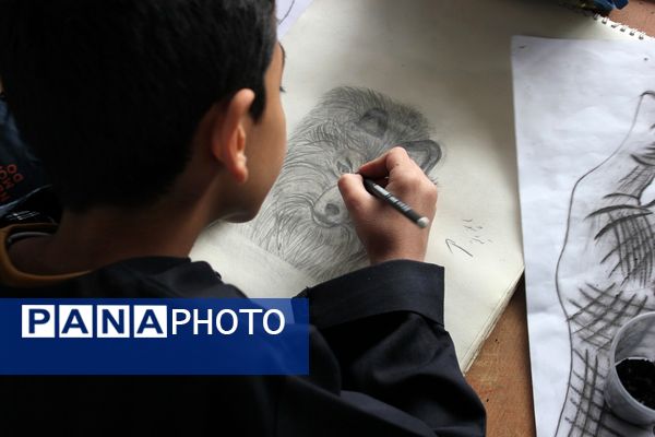  افتتاح جشنواره «امید فردا» در مدرسه شاهد ده دی ورامین