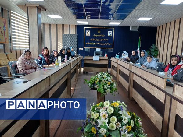 اولین جلسه کارگاه توانمندسازی دانش‌آموزان خبرنگار پانا دختر ناحیه 2 کرج و شهرستان فردیس