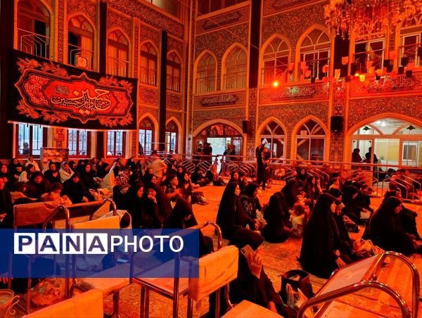 برگزاری مراسم عزاداری شب دوم  ماه محرم در تکیه ابوالفضلی نیشابور