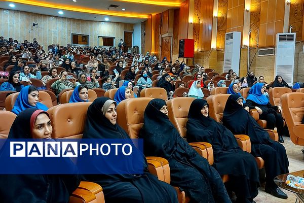  اختتامیه جشنواره کتابخوانی «بخوانیم برای فردا» 