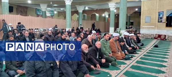 آخرین جمعه پاییز؛ هم‌نوایی دل‌ها در میعادگاه نماز جمعه