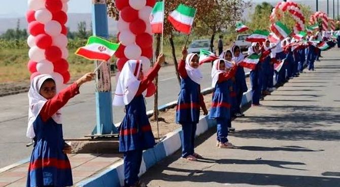 شور و نشاط دانش‌آموزان دارابی در آغازی پرشور برای سال تحصیلی جدید