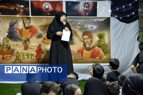 مراسم عزاداری شب پنجم محرم در هیئت فرهنگیان دهه اول محرم