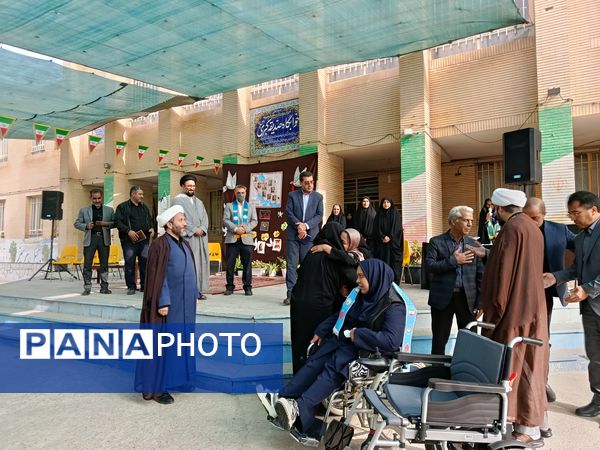 زنگ استکبار ستیزی در مدارس رضویه