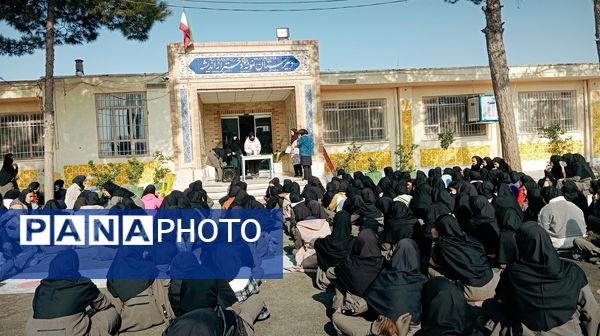 اجرای آزمایشات جذاب علوم در کاشمر