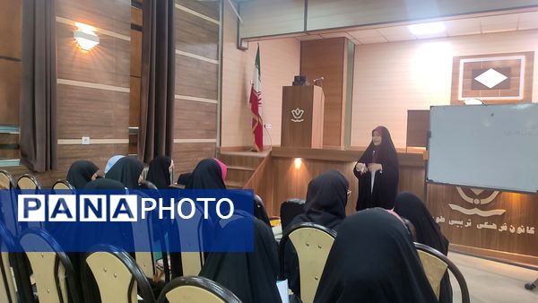 کارگاه آموزش خبرنگاری مقدماتی ویژه دانش‌آموز خبرنگاران پانا اسلامشهر