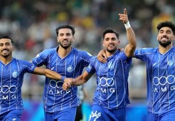 استقلال - آلومینیوم؛ تقابل داغ صدرنشینها/ گروسی: آبیها در مسیر قهرمانیاند اگر آرامش حفظ شود/ تنها رقیب استقلال، حواشی بیرون از زمین است