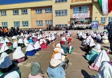  همایش « یاوران انقلاب»  در شهرستان خانمیرزا برگزار شد