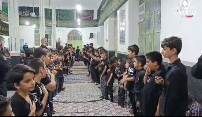 دل‌های کودکان و نوجوانان کلاته‌رودبار در شب پنجم محرم بی‌تاب کربلا بود