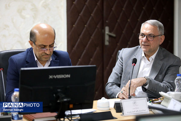 نشست علمی هوش مصنوعی و توسعه علوم و فناوری های نوین در آموزش و پرورش