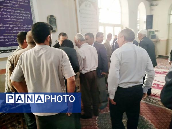 جلسه هادی هاشمینیا با اهالی محله دهمحسن؛ تأکید بر رفع مشکلات زیرساختی و خدمات شهری