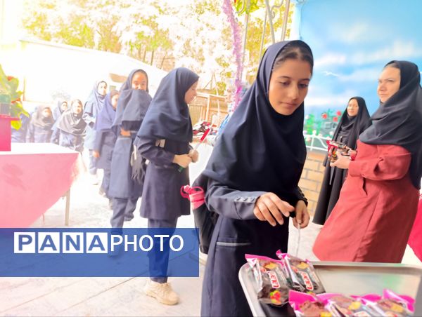 جشن جوانه ها در دبیرستان سروقد مشهد 