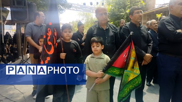 عزاداری بازاریان؛ جلوه‌ای از عشق و ارادت به ماه محرم 