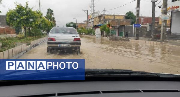وقوع سیل به علت بارش شدید باران در فاریاب کرمان