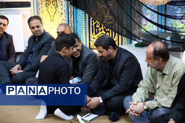 حضور مسئولان استان در مسجد المصطفی شهرک شهید مدنی همدان