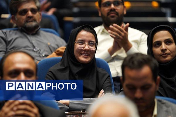 آیینه‌ تلاش کارمندان دانشگاه فردوسی مشهد(۲)