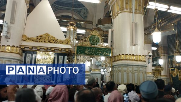 عطر آرامش در آستان پیامبر رحمت