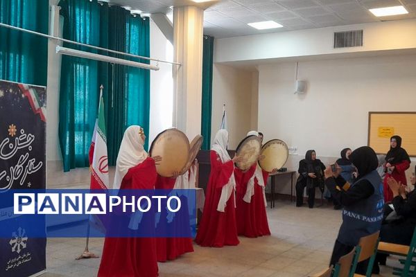 روز خاطره‌انگیز با برگزاری جشن سمپاد در دبیرستان استعدادهای درخشان فرزانگان ملارد