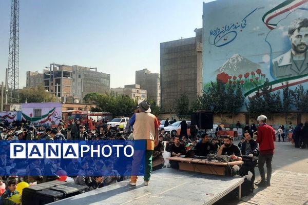 برگزاری طرح آموزشی ایران‌جان با محوریت پیشگیری از آسیب‌های اجتماعی در مدارس اسلامشهر